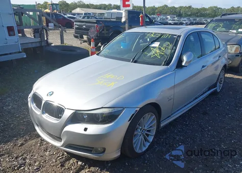 2010 BMW 335I xDrive z USA, uszkodzony, nr VIN WBAPL3C54AA407942